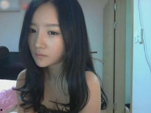 女主播主播撕内衣